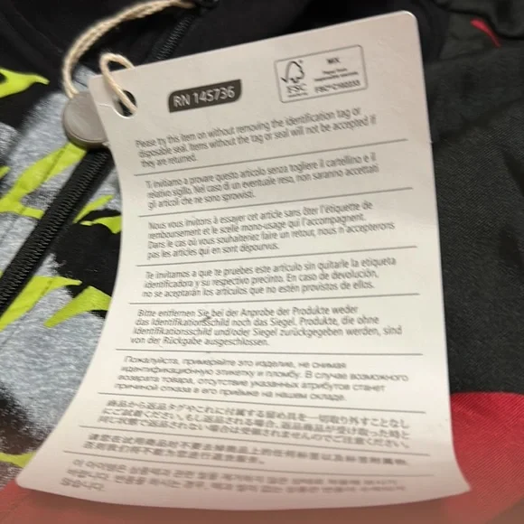 Brand new dress - Picture 5 of 5